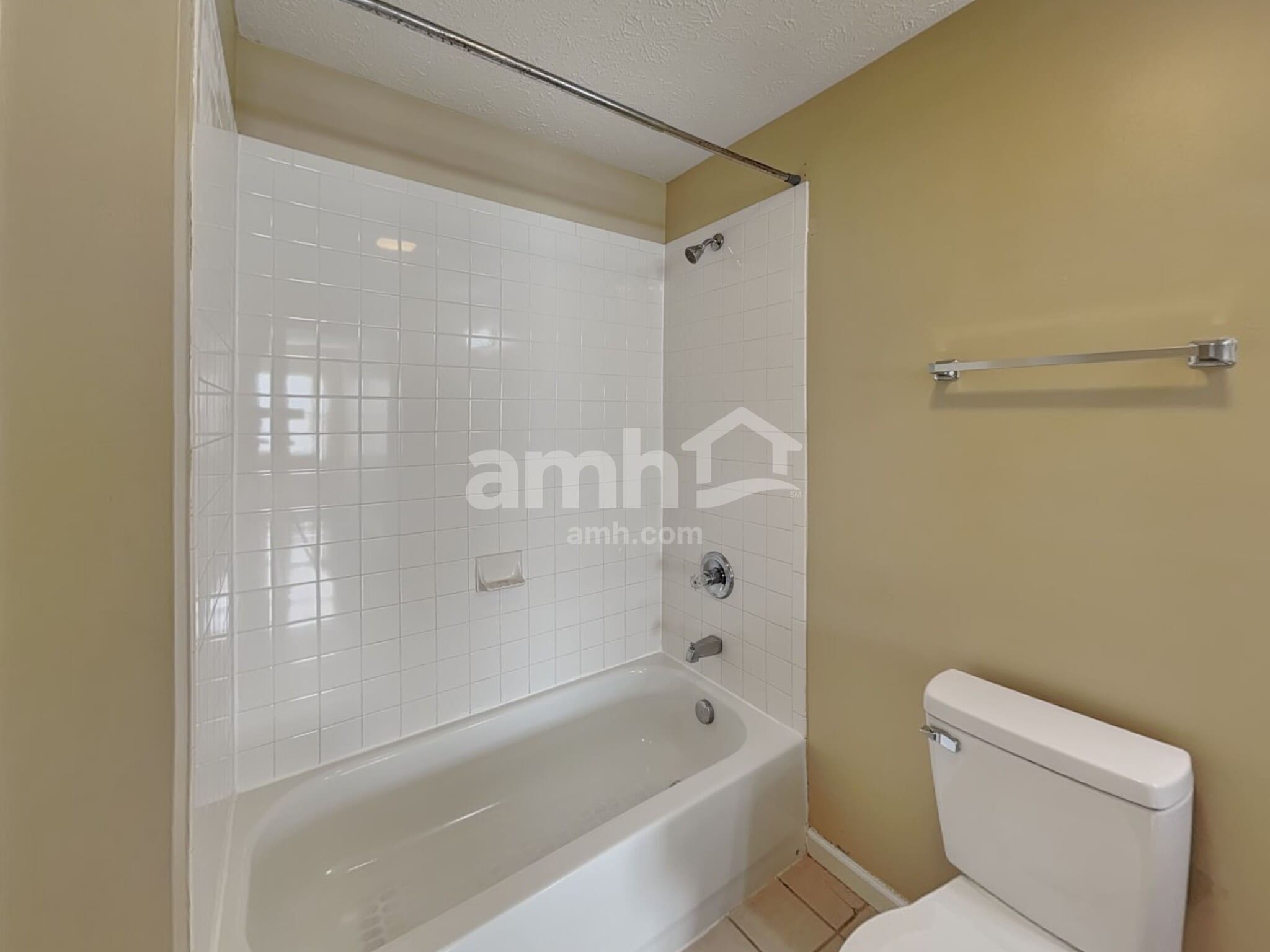 Building Photo - 529 Austrian Way