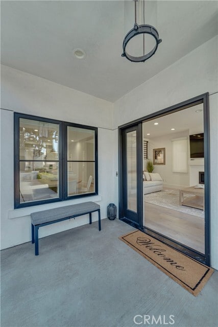 Building Photo - 608 Heliotrope Ave