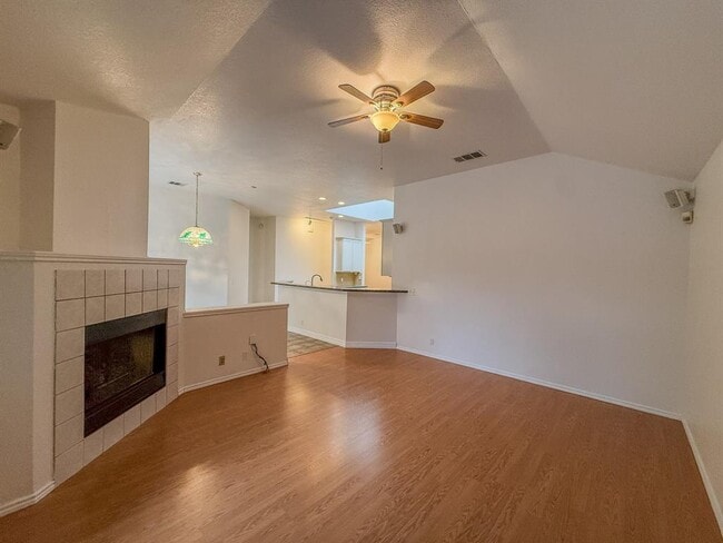 Building Photo - 16908 Cactus Blossom Dr