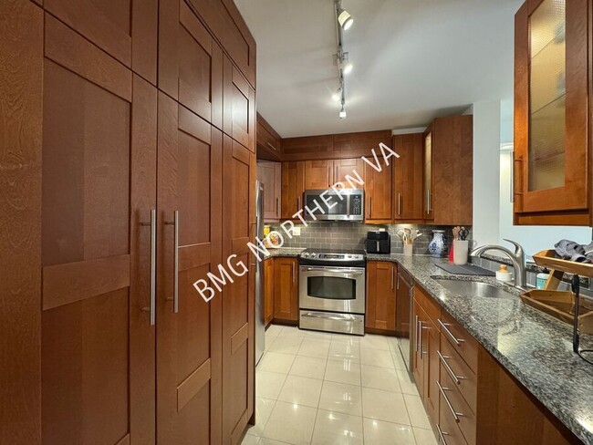 Building Photo - 2100 Langston Blvd.