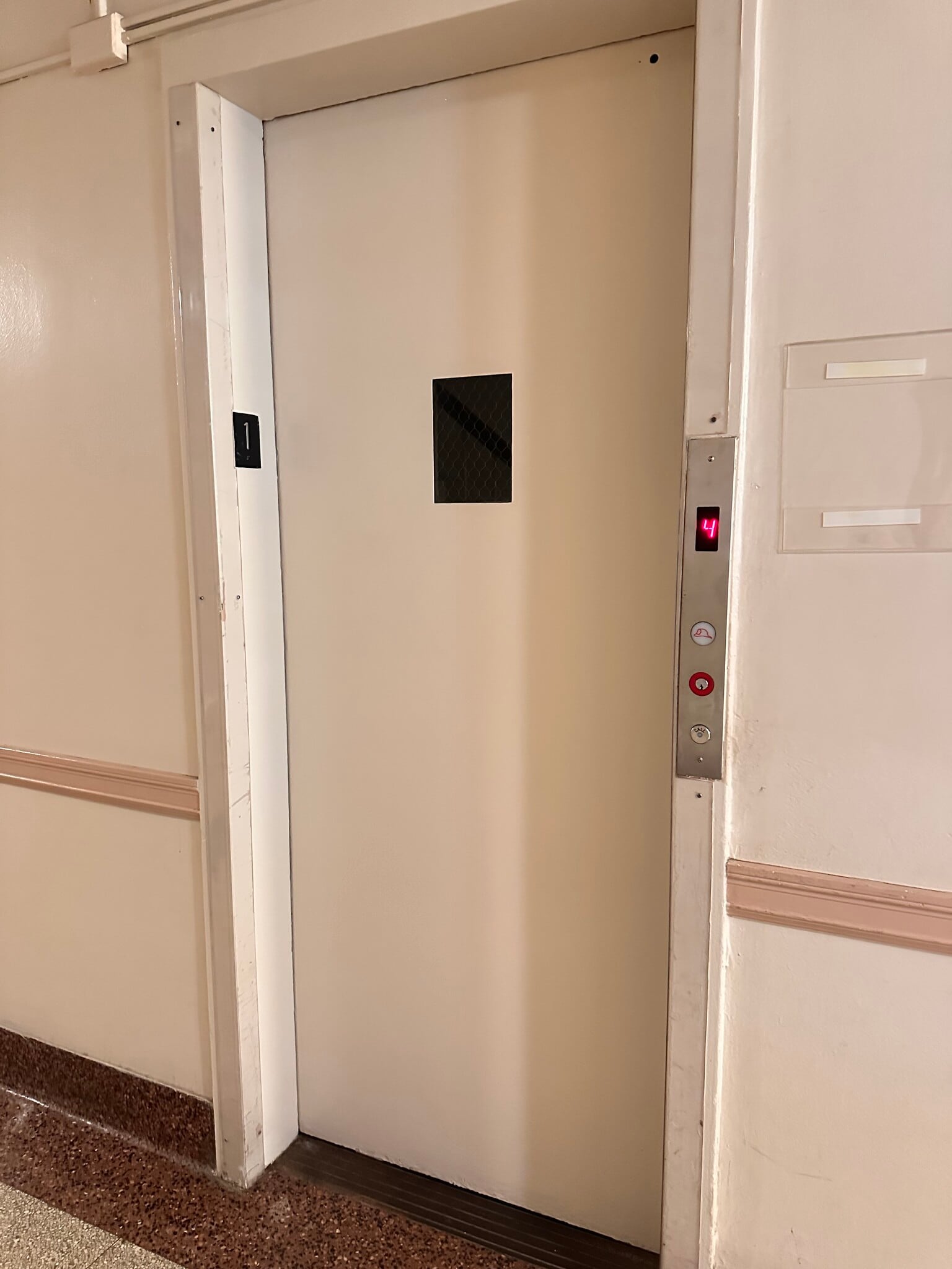 Building Photo - 411 Park Pl