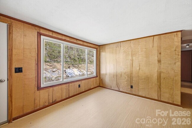 Building Photo - 8830 US-19W