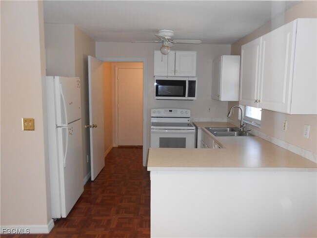 Building Photo - 3912 9th St SW