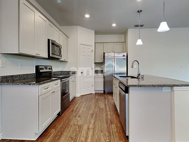 Building Photo - 155 E Jayce Way