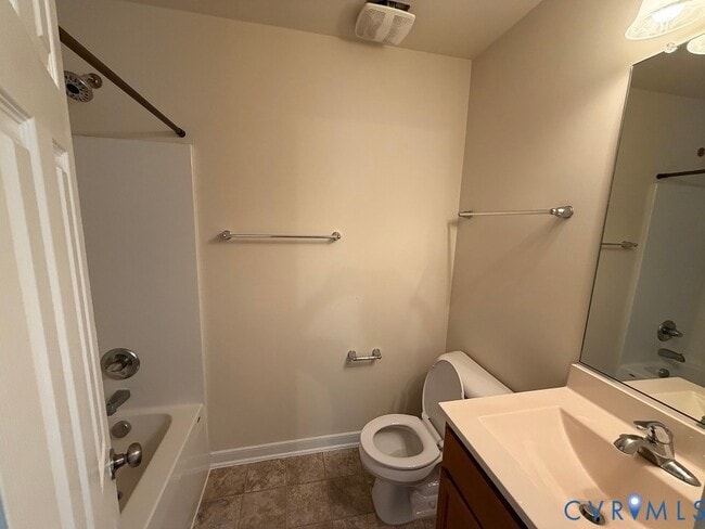 Building Photo - 1310 Rhode Island Ave