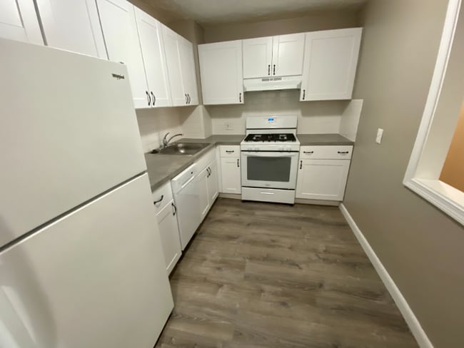 Building Photo - 200 Mountain Ave