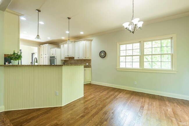 Building Photo - 1532 S Andrew Cir