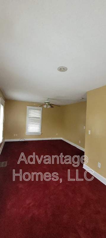 Building Photo - 3222 Charlotte St