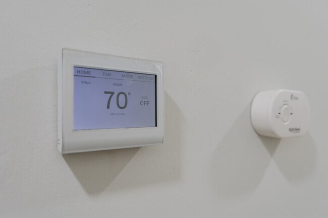 Building Photo - 9827 San Diego St