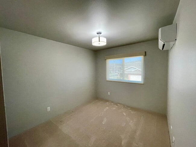 Building Photo - Home for Rent in Hoopili (Lehua) 4 BED/2.5 BATH + Garage!