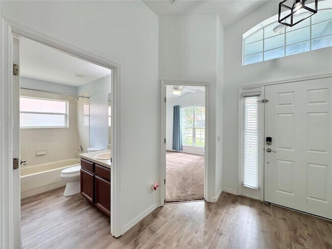 Building Photo - 502 Viola Dr