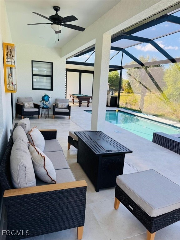 Building Photo - 505 E 8th St