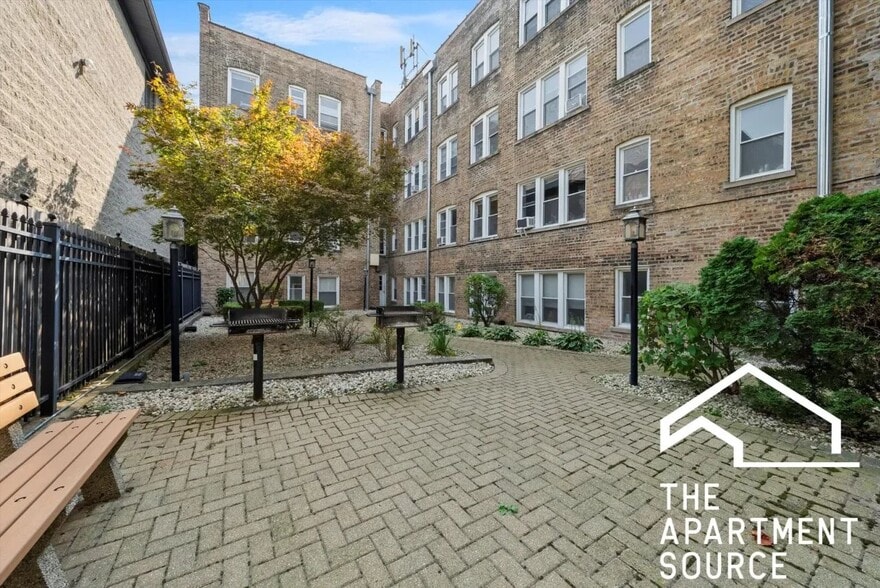 Building Photo - 2600 N Kimball Ave