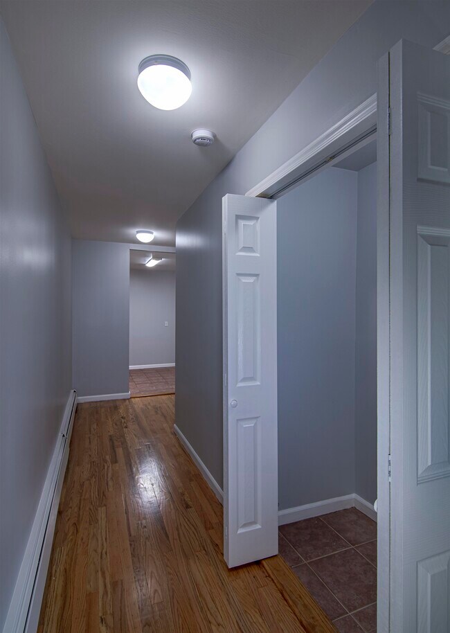 Building Photo - 79 Columbia Ave