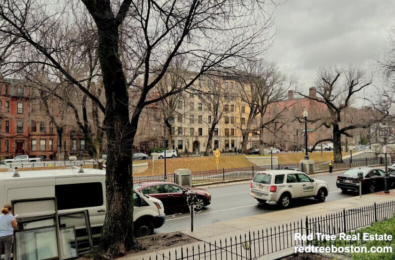 Building Photo - 384 Commonwealth Ave