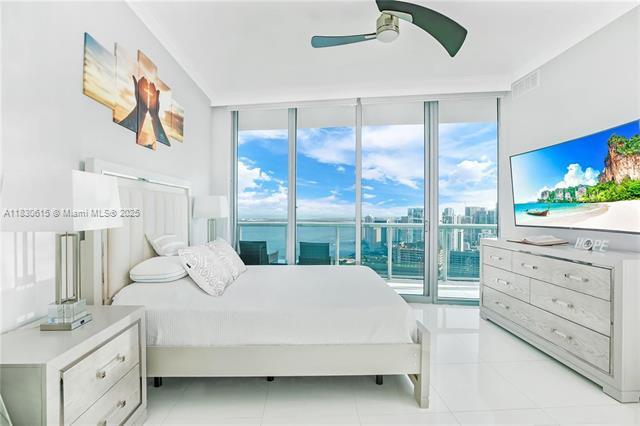 Building Photo - 888 Biscayne Blvd