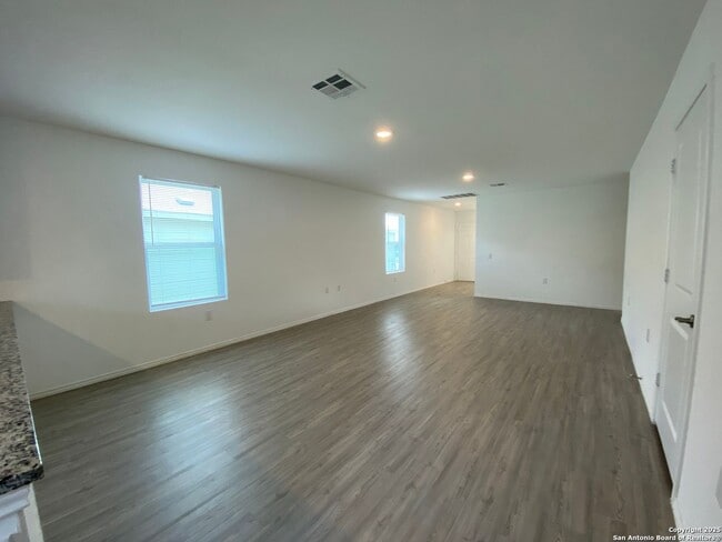Building Photo - FALL INTO A NEW HOME WITH OUR MOVE-IN SPEC...