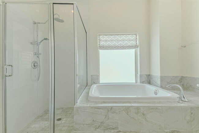 Building Photo - 12542 Malachite Wy