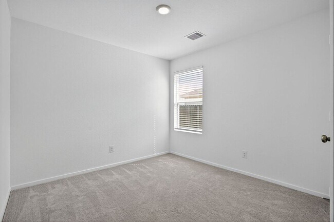 Building Photo - 4 Bedroom Single Family Home in New Caney