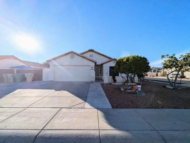 Primary Photo - 6780 N 74th Dr