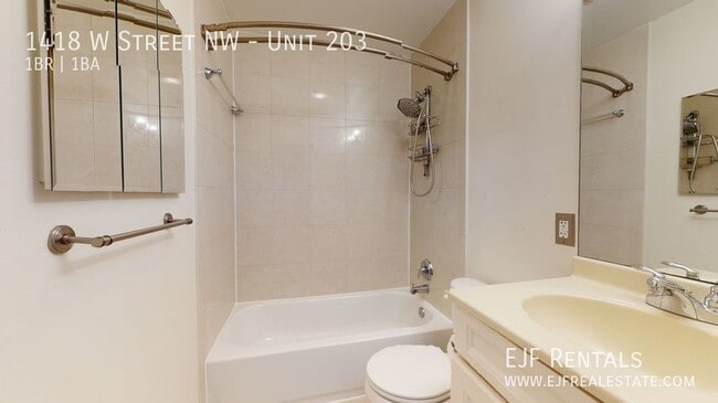 Building Photo - 1418 W Street NW-Unit 203