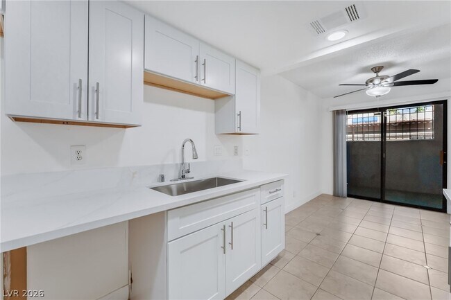 Building Photo - 4361 Gannet Cir