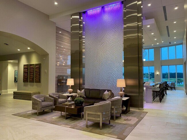 Building Photo - 10891 Fairmont Village Dr