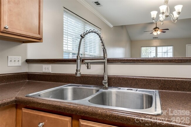 Building Photo - 410 Danielle Way