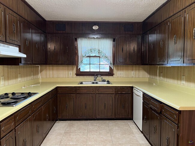 Building Photo - 3700 Dean Dr