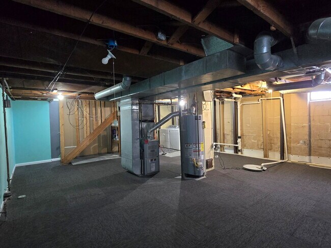 Building Photo - 25312 Winton St