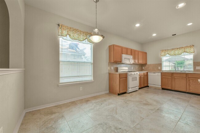 Building Photo - 1120 Lasso Ct