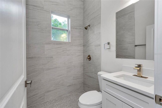 Building Photo - 4592 Channel Heights Ct