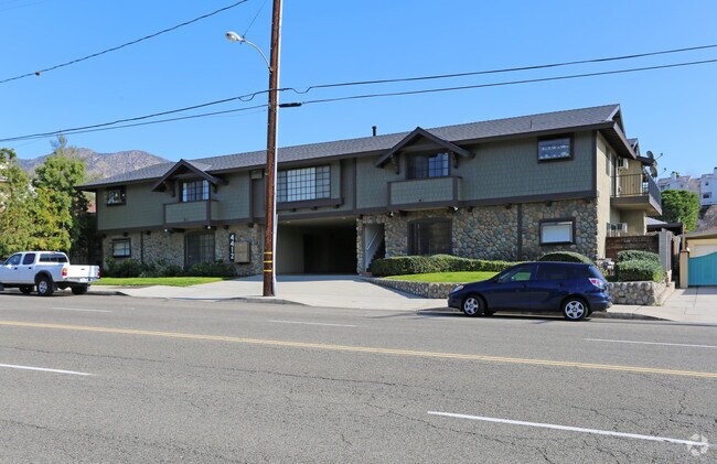 Primary Photo - 4412 Ocean View Blvd
