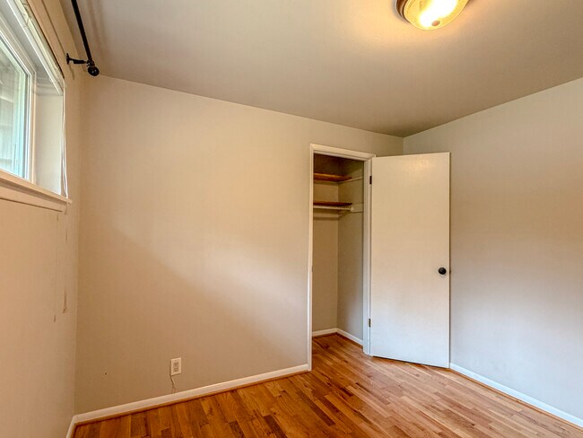 Building Photo - 5414 Firwood Dr