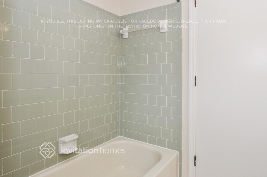 Building Photo - 3791 Aster Dr