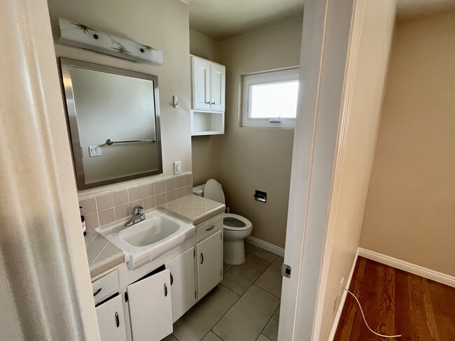 Building Photo - 9686 Wayfarer Dr