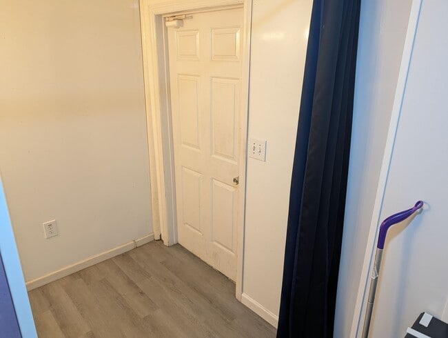 Building Photo - 1500 Wilson Ave