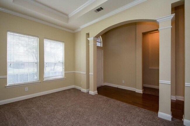 Building Photo - Adorable single story 3/2- Plano