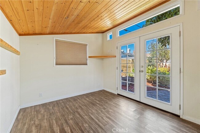 Building Photo - 16311 Woodstock Ln
