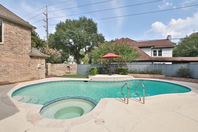 Building Photo - 9203 Godstone Ln