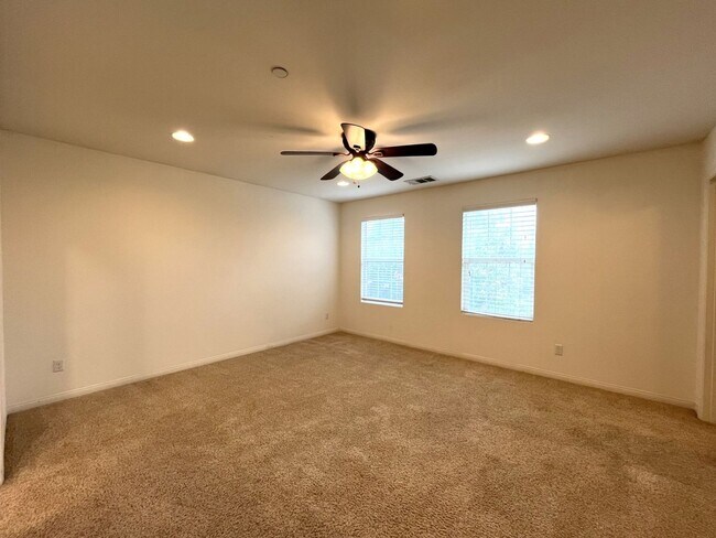 Building Photo - 14601 Serenade Dr