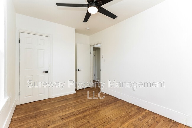 Building Photo - 226 Greenwich Ave