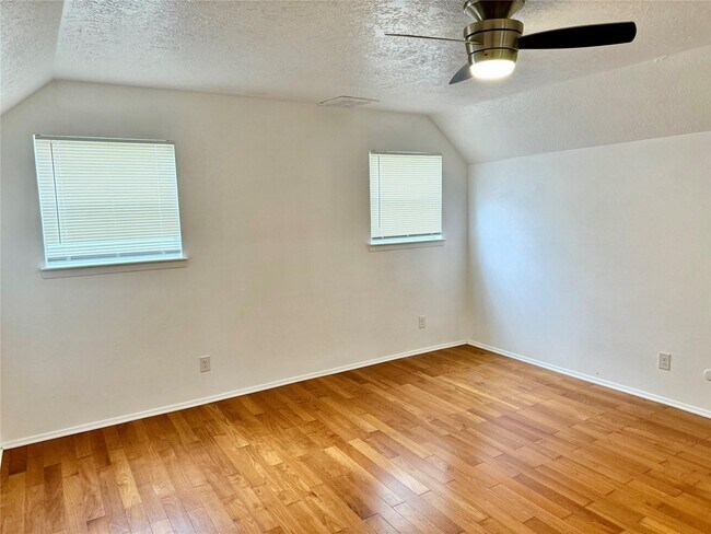 Building Photo - 7015 Pyron Way