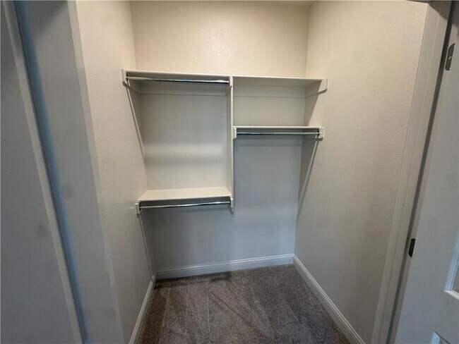 Building Photo - 3004 S 14th St