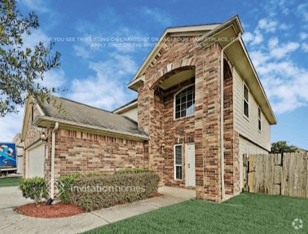 Building Photo - 19239 Canaras Ct