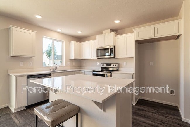 Building Photo - 242 N Layla Pl