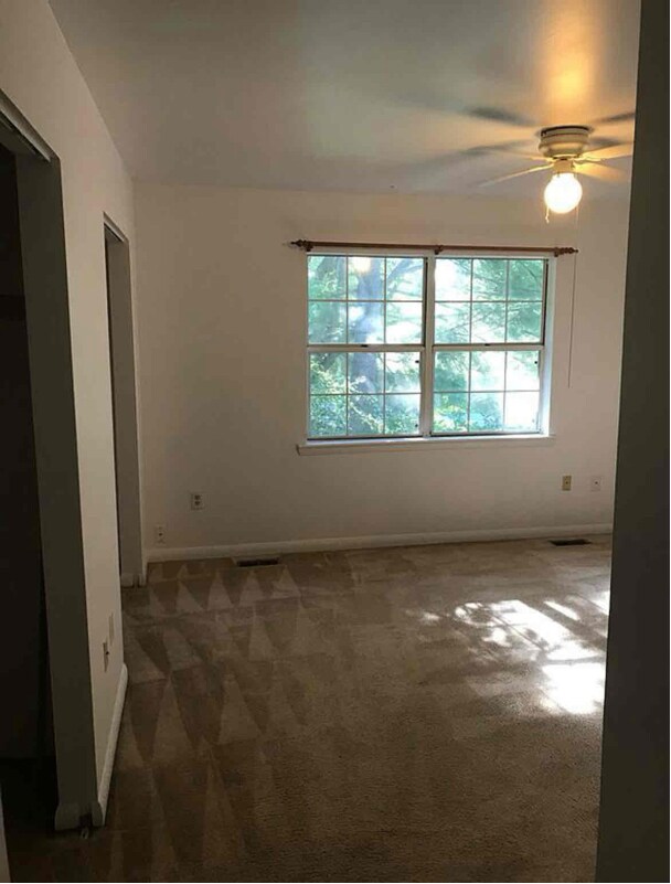 Building Photo - 15 Kingsbridge Ct