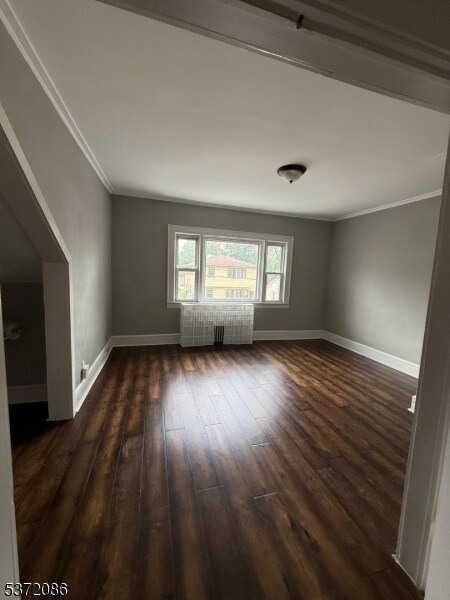 Primary Photo - 1500 Leslie St