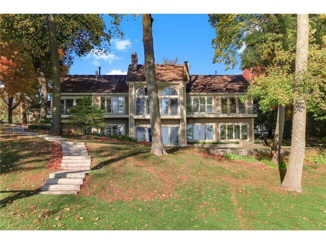 Building Photo - 2648 Casco Point Rd