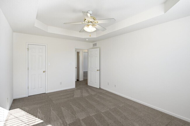 Building Photo - 1707-1709-1709 Juniper Dr